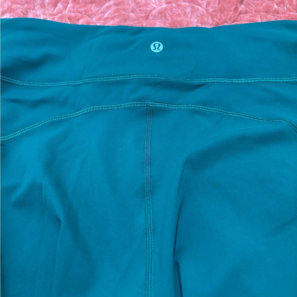 lululemon athletica Deep Green High-Rise Leggings with Side Pockets - Picture 4 of 6